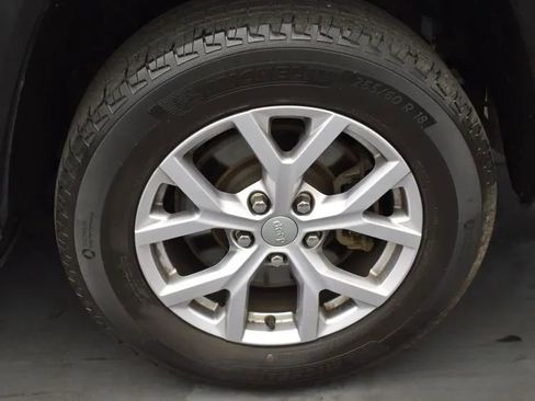 Used 2022 Jeep Grand Cherokee L Limited image 38