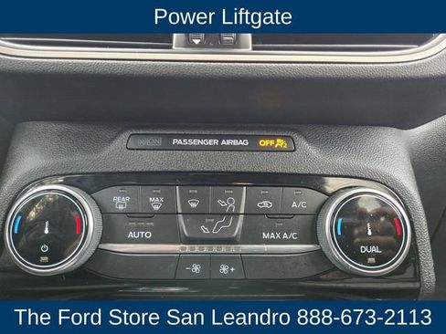 Certified 2022 Ford Escape SE w/ SE Sport Appearance Package image 19