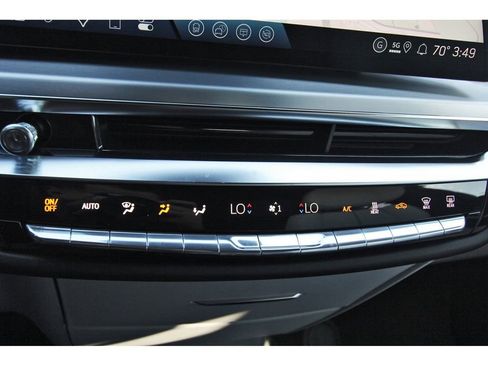 New 2026 Cadillac Lyriq Luxury image 19