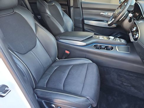 Certified 2023 Genesis GV70 2.5T w/ Sport Prestige Package AWD/4WD image 18
