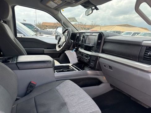 Used 2025 Ford F250 XLT w/ FX4 Off-Road Package image 17