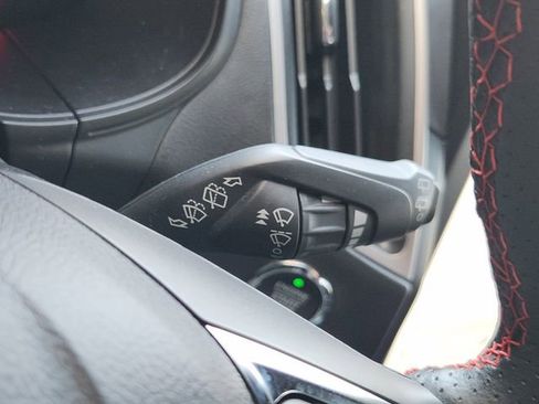 Used 2022 Ford Edge ST-Line image 27