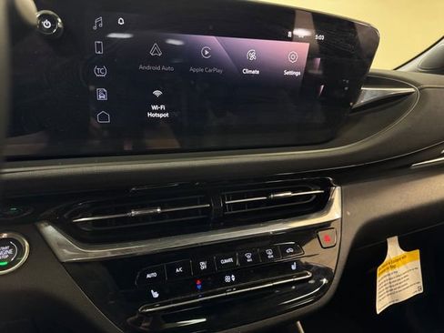 Used 2025 Buick Envista Avenir FWD image 14