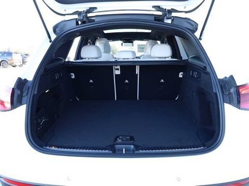 New 2026 Mercedes-Benz GLC 300 image 32