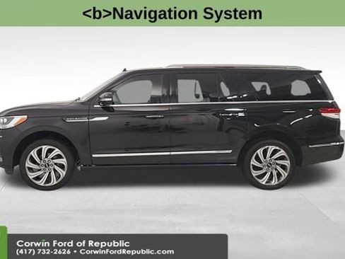 Used 2023 Lincoln Navigator L Reserve w/ Equipment Group 201A image 4