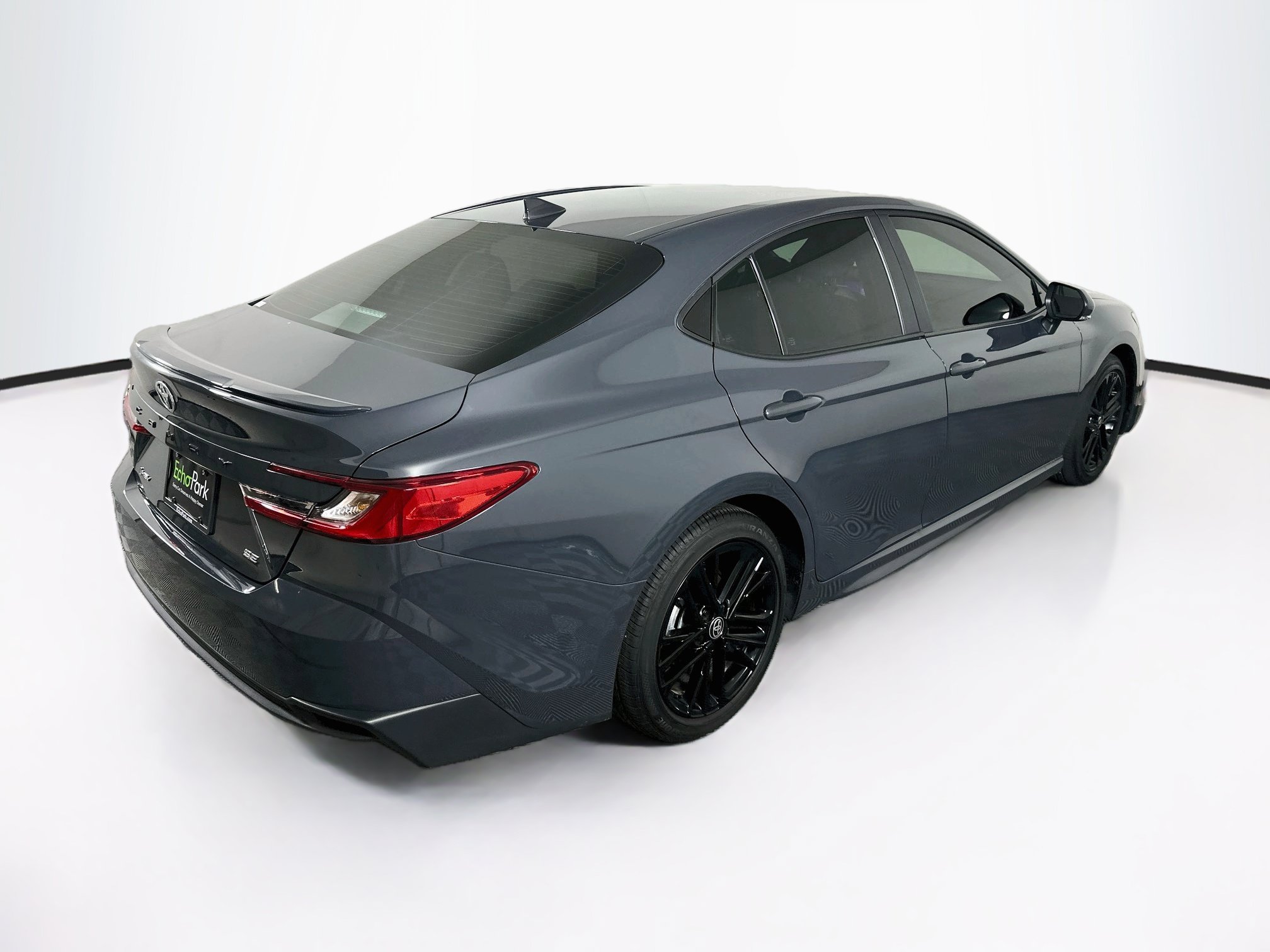 Used 2026 Toyota Camry SE w/ Multimedia Upgrade Package FWD image 9