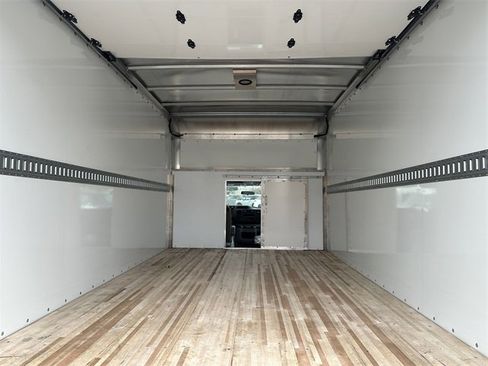 New 2024 Ford E-350 and Econoline 350 Super Duty w/ Power Windows & Locks Group image 15