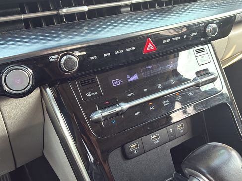 Used 2022 Kia Carnival SX Prestige FWD image 30