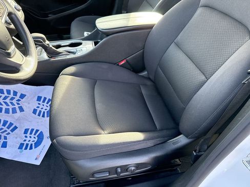 Used 2024 Chevrolet Malibu LT image 21