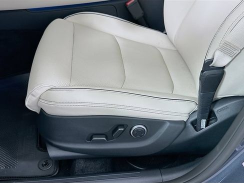 New 2026 Genesis GV70 2.5T Advanced AWD/4WD image 21
