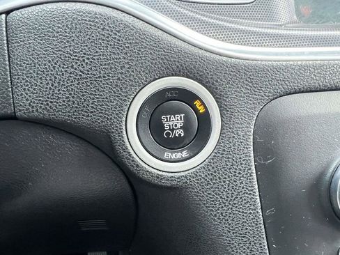 Used 2016 Dodge Charger SXT w/ Navigation & Travel Group image 28