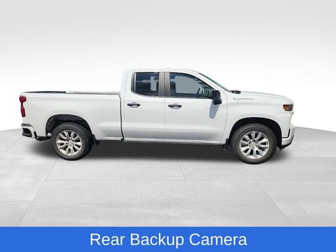 Used 2020 Chevrolet Silverado 1500 Custom w/ Trailering Package AWD/4WD image 2