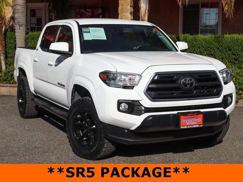 Used 2019 Toyota Tacoma SR5 image 2
