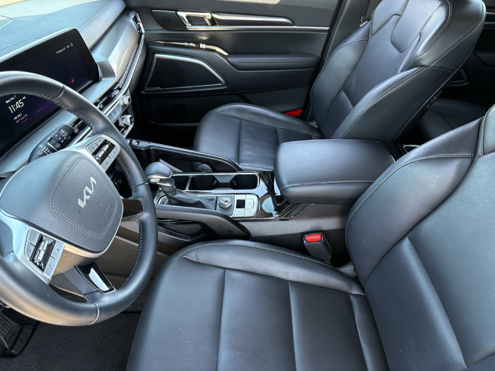 Used 2025 Kia Telluride S FWD image 22