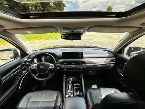 Used 2021 Kia Telluride EX w/ EX Premium Package AWD/4WD image 25