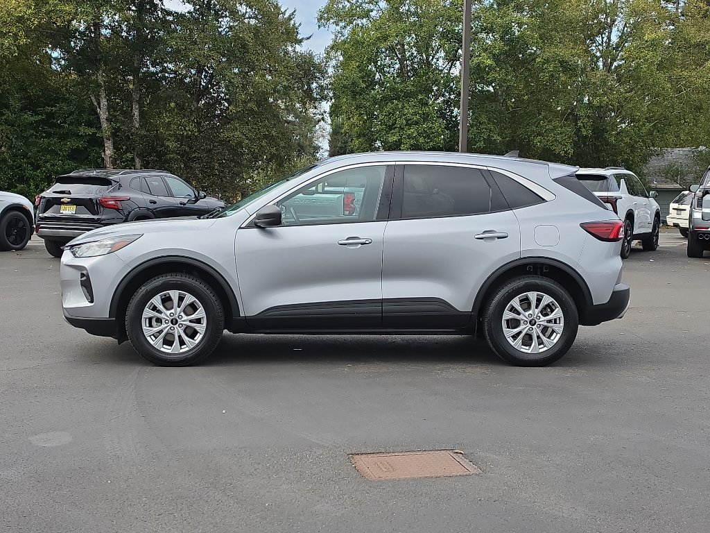 Used 2024 Ford Escape Active AWD/4WD image 6