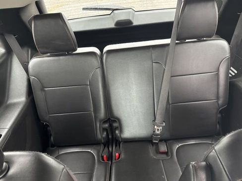 Used 2018 Chevrolet Traverse LT image 29