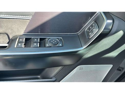 Used 2024 Ford F150 Platinum w/ Equipment Group 702A High image 19