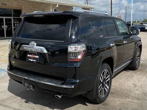 Used 2014 Toyota 4Runner Limited image 5