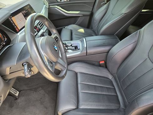 Used 2021 BMW X5 sDrive40i w/ M Sport Package RWD image 18