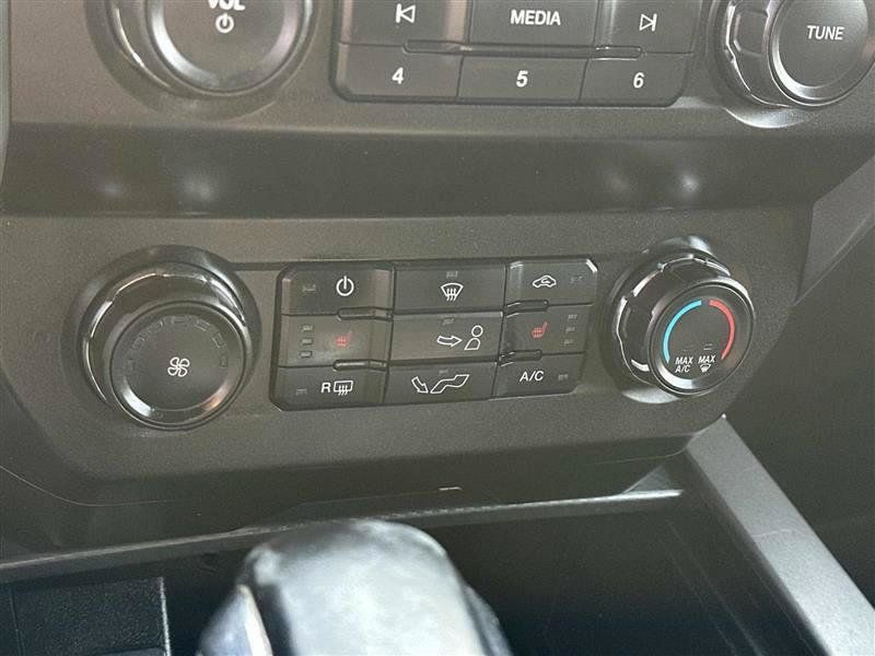 Used 2019 Ford F150 XLT w/ Equipment Group 302A Luxury AWD/4WD image 19
