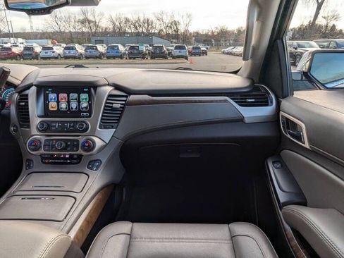 Used 2019 GMC Yukon Denali w/ Denali Ultimate Package image 19