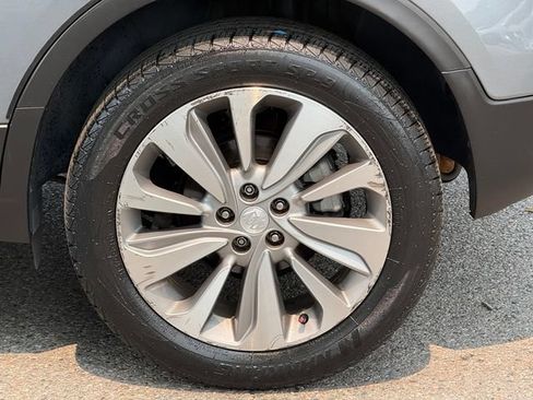 Used 2020 Buick Encore Preferred FWD image 7