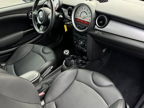 Used 2013 MINI Cooper Hardtop image 15