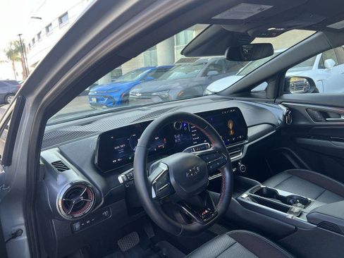 Used 2024 Chevrolet Equinox EV RS image 10