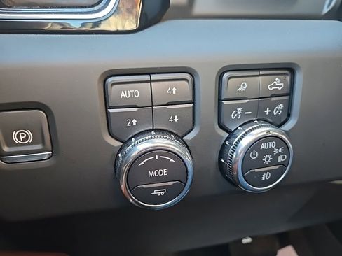 Used 2024 GMC Sierra 1500 Denali Ultimate AWD/4WD image 63
