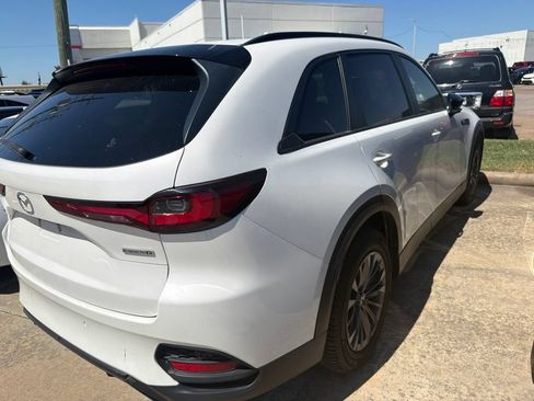 Used 2025 MAZDA CX-70 3.3 Turbo w/ Preferred Package AWD/4WD image 5