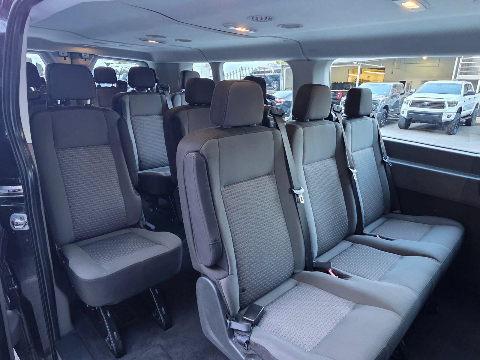 Used 2024 Ford Transit 350 XLT RWD image 28