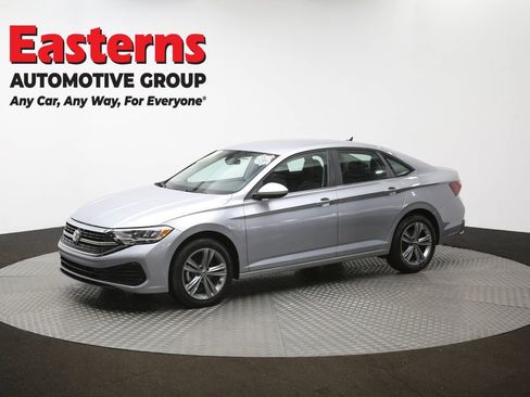 Used 2024 Volkswagen Jetta SE image 55