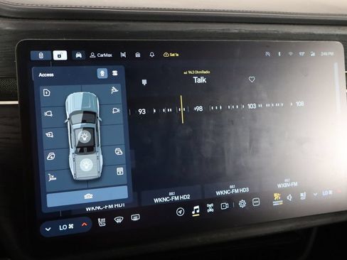 Used 2024 Rivian R1T Adventure AWD/4WD image 30