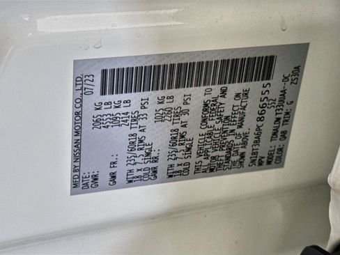 Used 2023 Nissan Rogue SV w/ SV Premium B Package FWD image 40