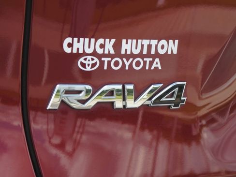 Used 2023 Toyota RAV4 XLE Premium FWD image 17