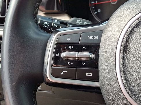 Used 2023 Kia Sorento EX w/ Panoramic Sunroof Package FWD image 23