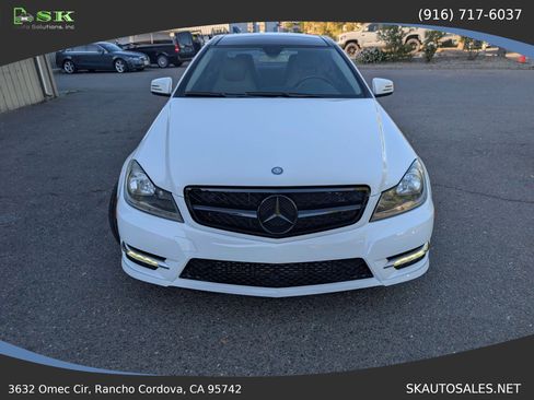 Used 2013 Mercedes-Benz C 250 Coupe image 3