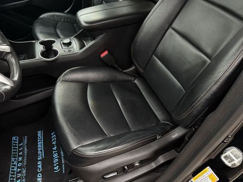 Used 2021 GMC Terrain SLE w/ Driver Convenience Package FWD image 19