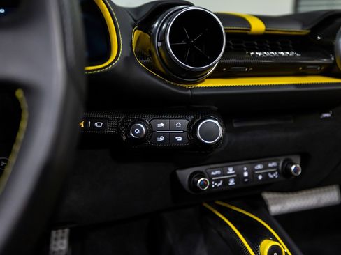 Used 2023 Ferrari 812 GTS image 57