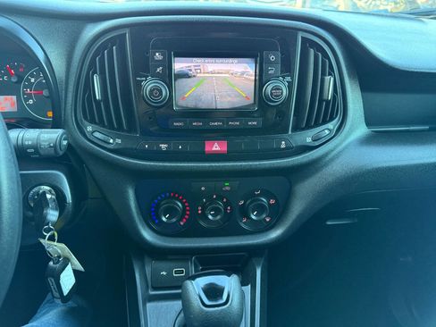 Used 2021 RAM ProMaster City Tradesman image 13