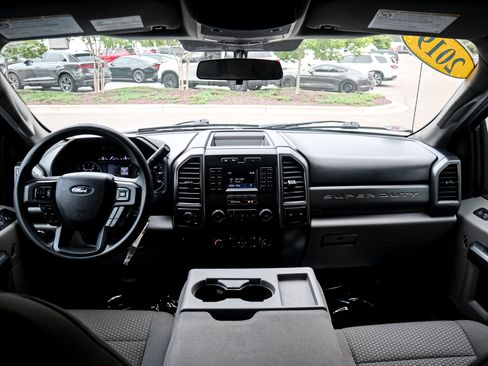 Used 2019 Ford F250 XLT AWD/4WD image 27