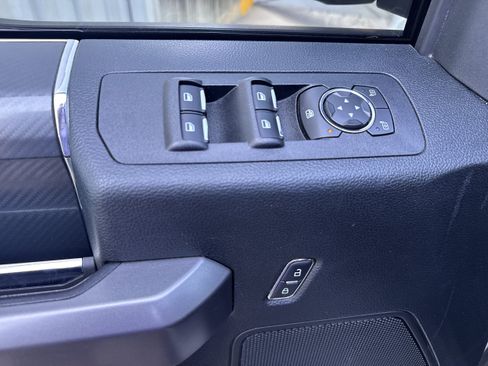Used 2019 Ford F150 XLT w/ Equipment Group 302A Luxury AWD/4WD image 8