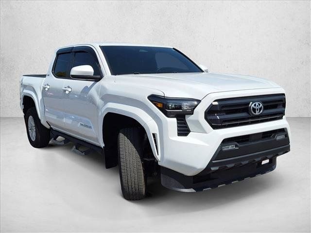 Used 2024 Toyota Tacoma SR5 AWD/4WD image 3