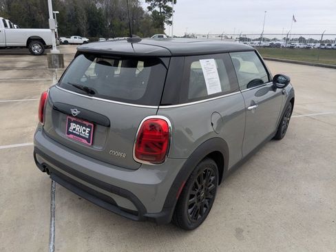Used 2023 MINI Cooper 2-Door Hardtop image 5