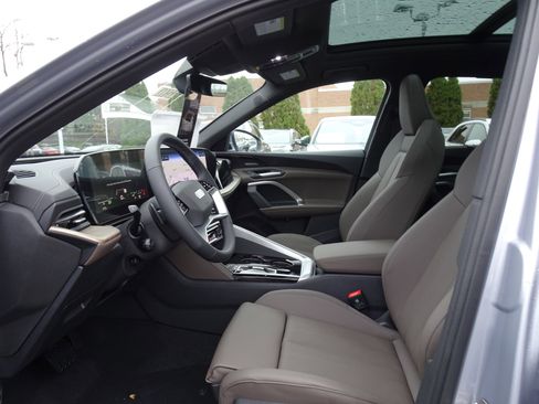 New 2025 Audi Q5 Premium Plus image 4