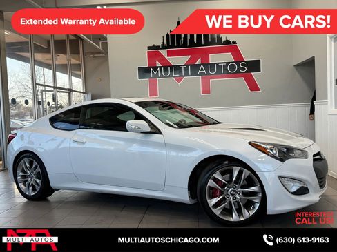 Used 2013 Hyundai Genesis 3.8 RWD image 2