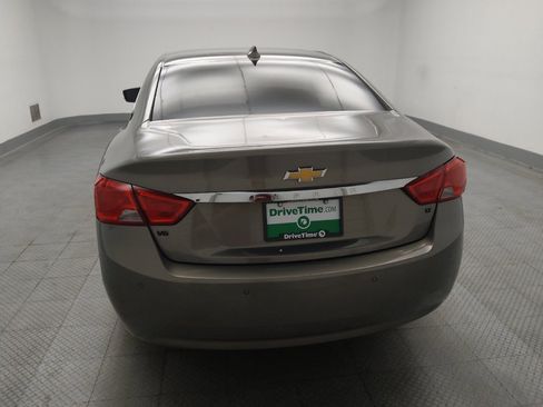 Used 2019 Chevrolet Impala LT w/ LT Leather Package FWD image 6