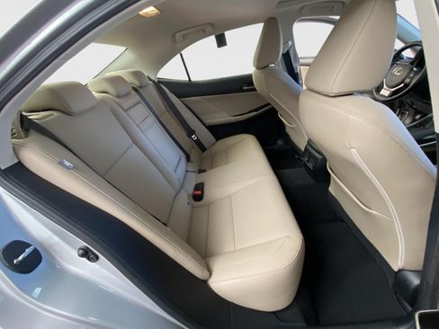 Used 2020 Lexus IS 300 AWD w/ Navigation Package image 12