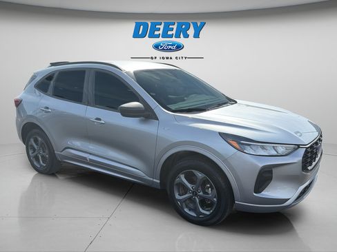 Certified 2024 Ford Escape ST-Line w/ Tech Pack #1 AWD/4WD image 18